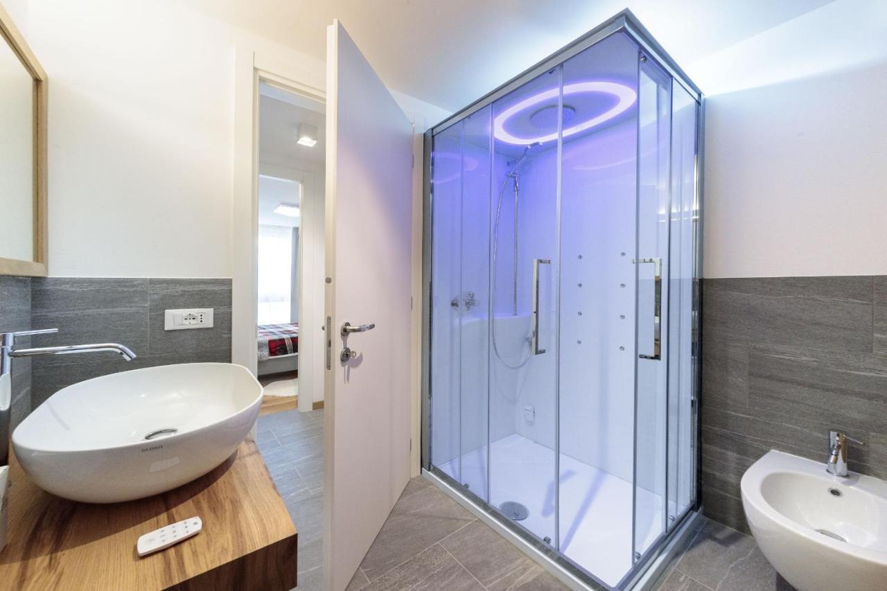 Hellochalet - The One - Garage, Bootdryer, Home Theatre With Subwoofer, Netflix, Hydromassage Turkish Bath بيريوِل تْشيرفينيا المظهر الخارجي الصورة