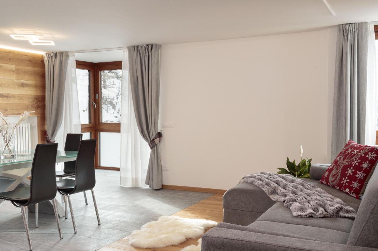 Hellochalet - The One - Garage, Bootdryer, Home Theatre With Subwoofer, Netflix, Hydromassage Turkish Bath بيريوِل تْشيرفينيا المظهر الخارجي الصورة